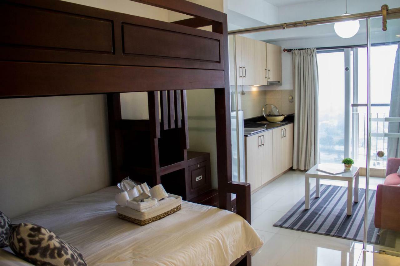 Smdc Wind Residences Tagaytay With Balcony 19Th Floor Tagaytay City Buitenkant foto