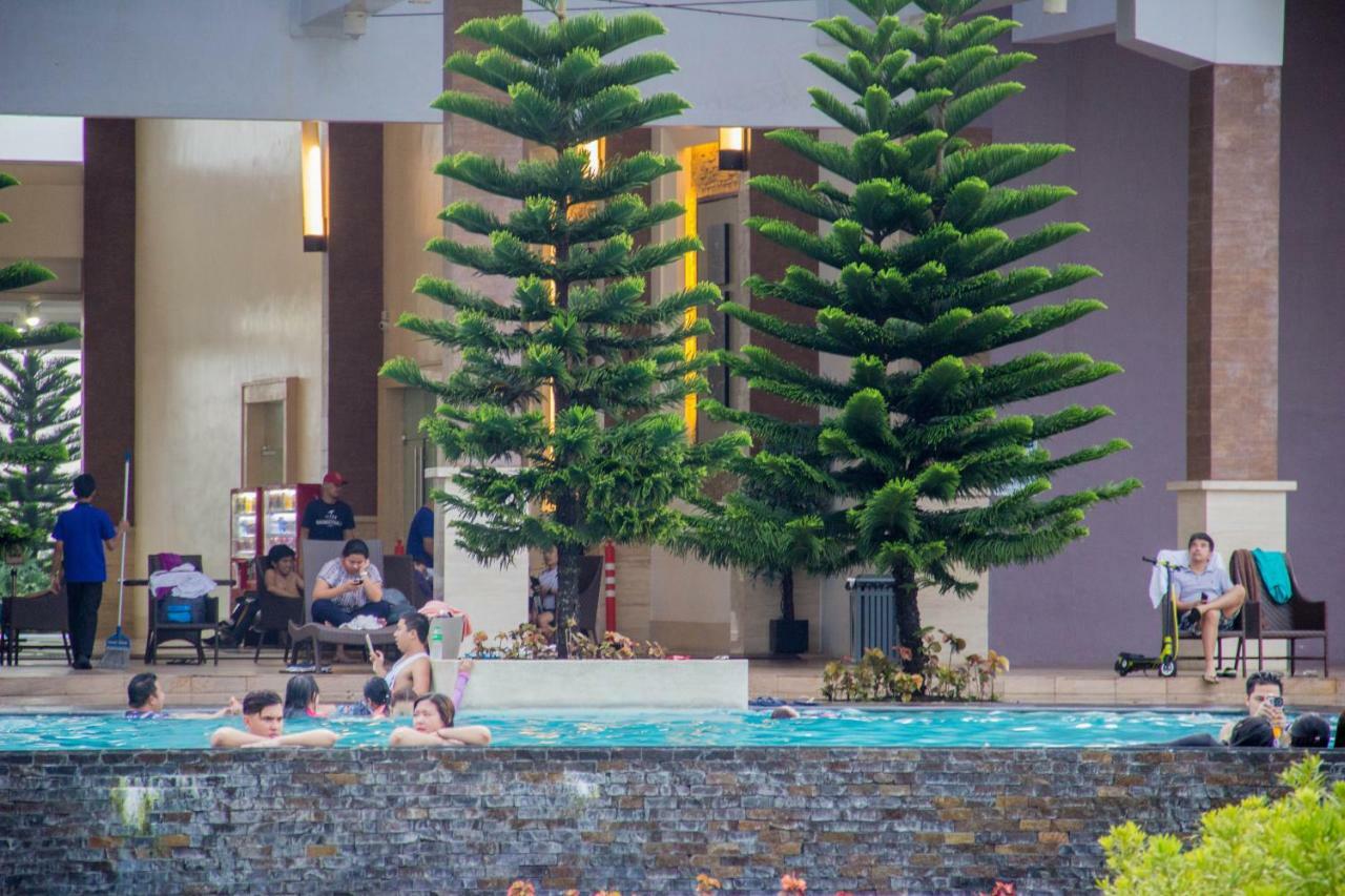 Smdc Wind Residences Tagaytay With Balcony 19Th Floor Tagaytay City Buitenkant foto
