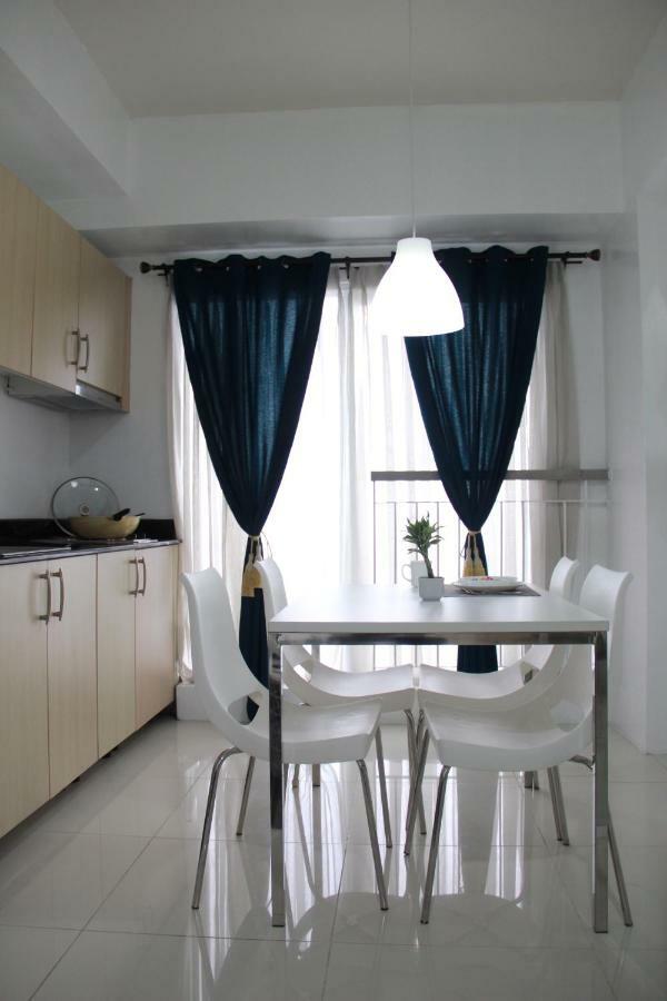 Smdc Wind Residences Tagaytay With Balcony 19Th Floor Tagaytay City Buitenkant foto